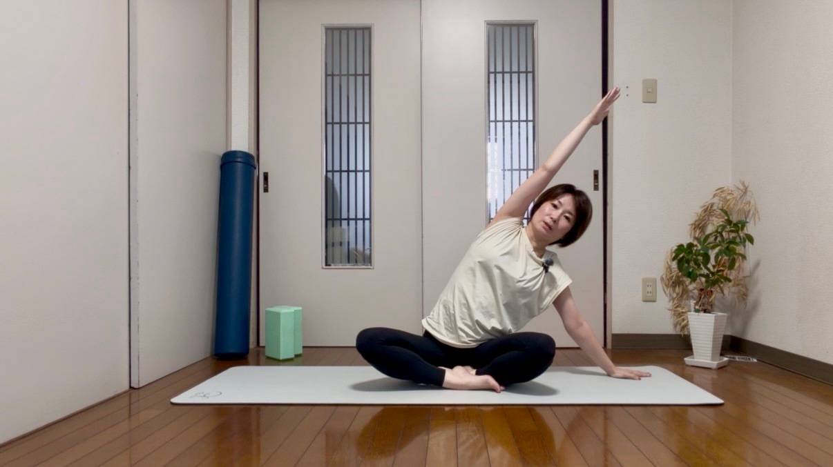 広背筋ストレッチ