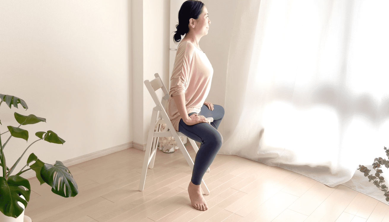 股関節ストレッチ