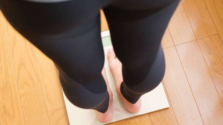40過ぎたらこれまでと同じ方法では痩せなくなった!!｜朝に全身を動かして代謝をサポートする簡単ピラティス