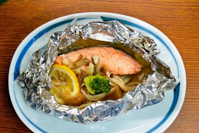 鮭のホイル焼き