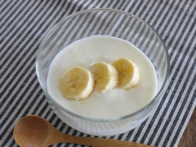 バナナヨーグルト