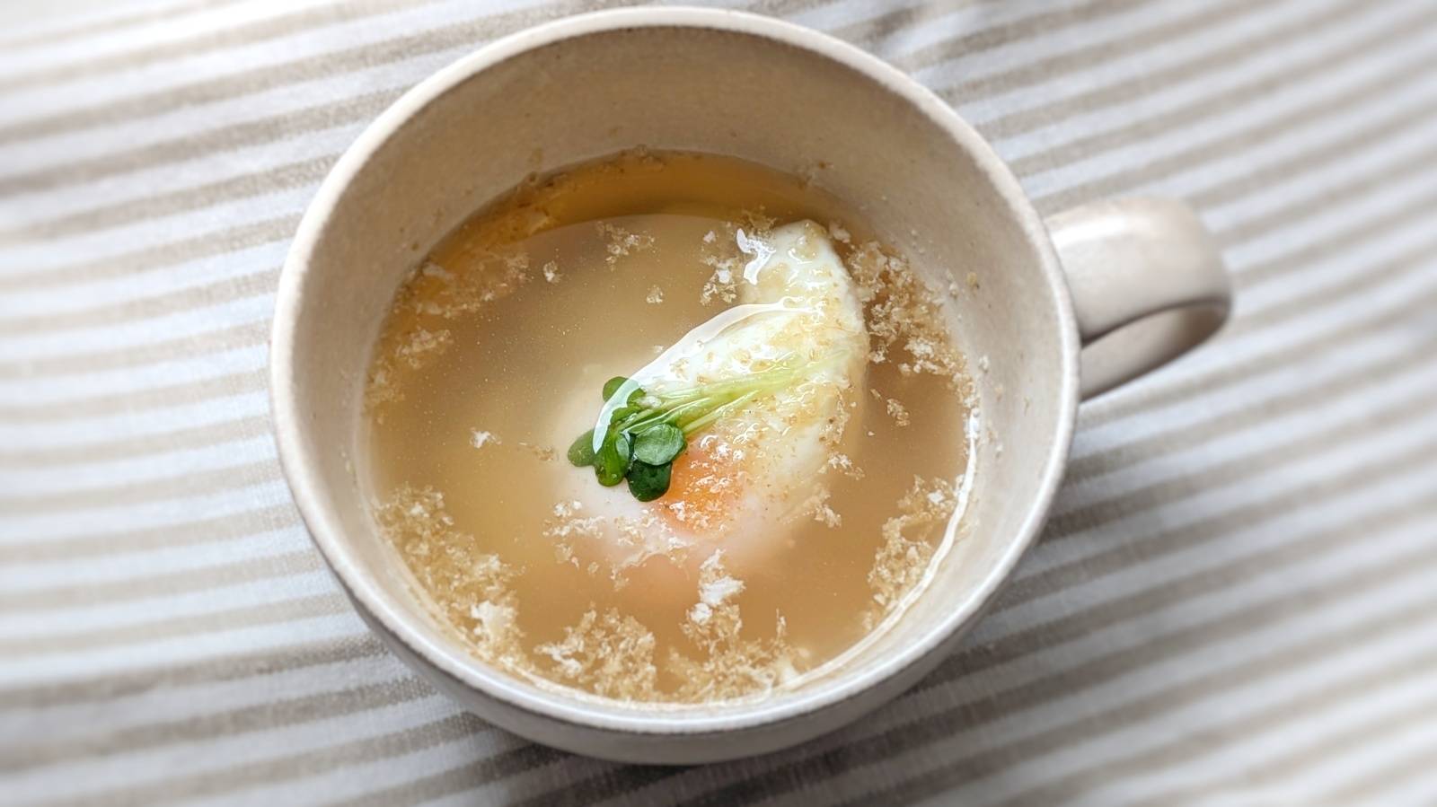 卵と生姜のおろし温スープ