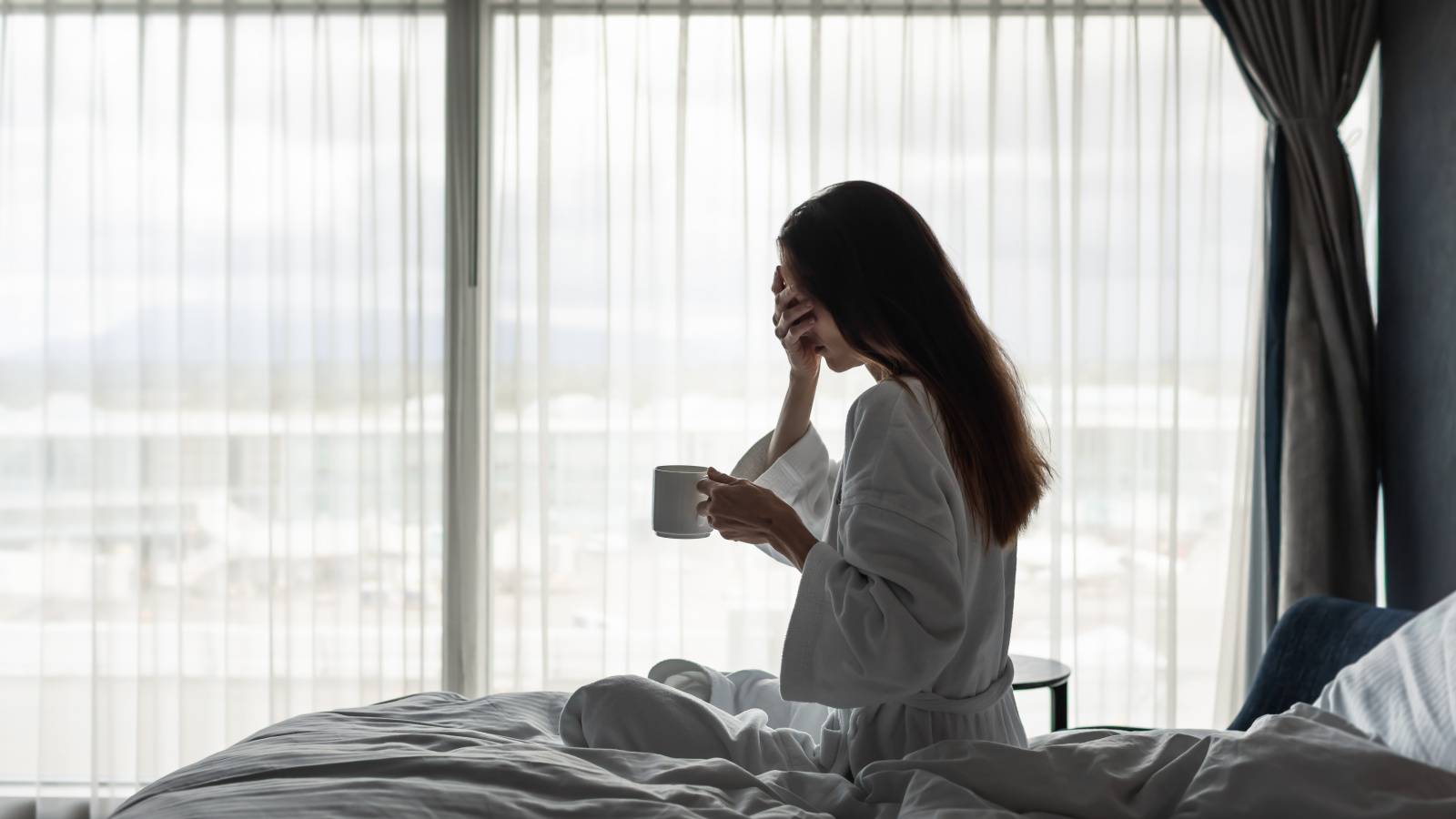寝不足の翌日は「血糖値」が上がりやすい？睡眠不足が血糖コントロールに与える意外な影響｜医師が解説