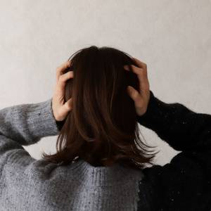 「どうして私ばかり…」悪いことが続くとき、心が限界になる前に“やめたいこと”｜心理師が解説