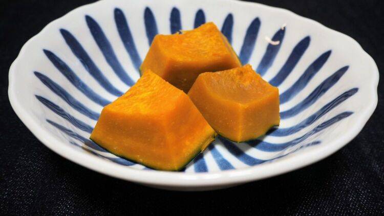 「かぼちゃ」にちょい足しするだけ!足りない栄養を補う“意外な食材の組み合わせ”3選|管理栄養士が解説