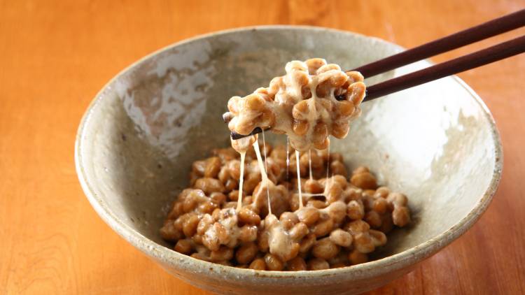 腸がどんどんキレイになる！朝、納豆に組み合わせると最強な「腸活食材」4選｜管理栄養士が解説