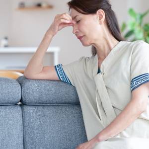 40代の「疲れやすい」「寝てもスッキリしない」は【呼吸】で解決！自律神経に働きかける「リラックス呼吸法」