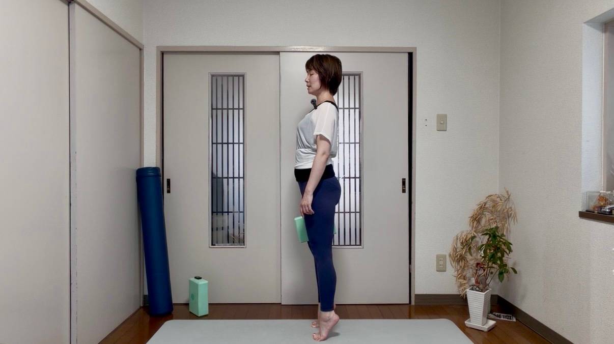 かかと上げ下げエクササイズ
