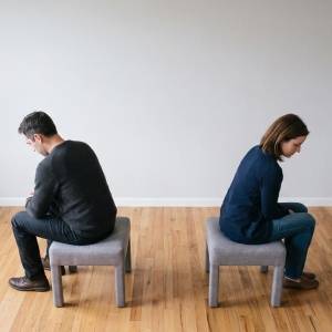 「怒ってる？」相手の沈黙を“悪い意味”に受け取ってしまう人が知っておきたい思考のクセ