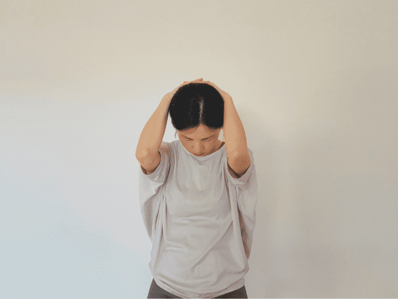 首ストレッチ