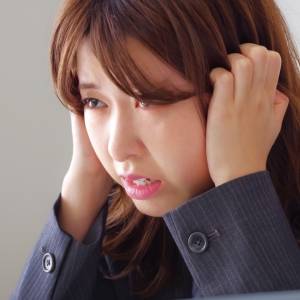 たった一度注意されただけなのに、一日中引きずるのはなぜ？「叱られた後」に心が戻らない人の特徴｜臨床心理士が解説