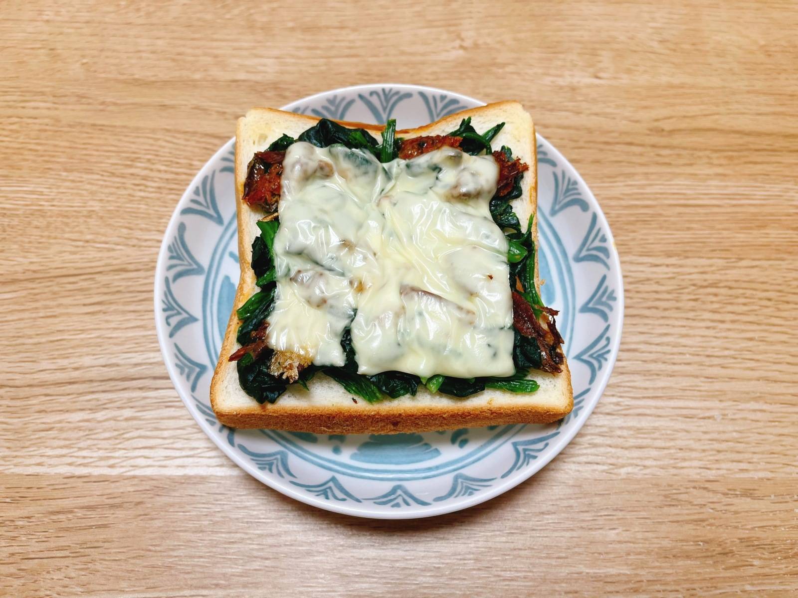 朝パン