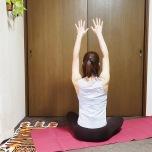 肩甲骨ストレッチ③