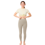 ほぐす・伸ばす・鍛えるで引き締める「美筋ヨガ」