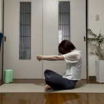 背骨ストレッチ