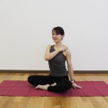 肩ストレッチ①