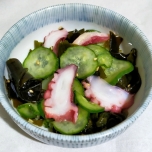 きゅうりとわかめの酢の物