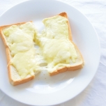 チーズトースト