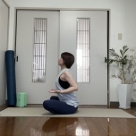 肩甲骨ストレッチ