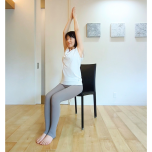 背中二の腕シェイプストレッチ