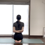 背中のストレッチ