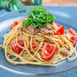トマトとツナのパスタ