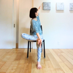 ツイスト４の字ストレッチ