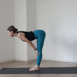 朝の前屈フロー2