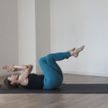 仰向けのイーグル３