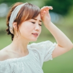 夏バテの女性