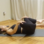 内転筋ストレッチ