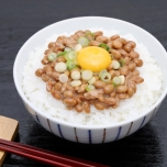 納豆たまごかけごはん