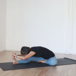 背筋ストレッチ１