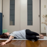 肩甲骨ストレッチ