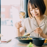 「髪がツヤツヤなあの人」が食べているものとは？【管理栄養士が解説】