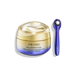 SHISEIDO バイタルパーフェクション アドバンスアイクリーム（医薬部外品）15g. ¥11,000 （税込）／SHISEIDO 問い合わせ先：SHISEIDOお客様窓口 0120-587-289