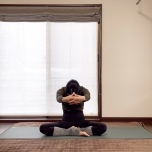 背中のストレッチ