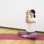 肩甲骨ストレッチ①