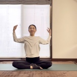 肩甲骨ストレッチ