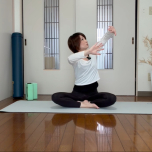 背中ほぐしストレッチ