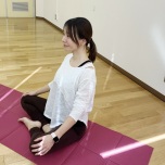 腰痛対策ストレッチ①