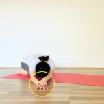 チャイルドポーズ