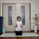 肋骨まわりをほぐすストレッチ