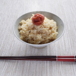 朝「梅干し」で痩せ腸に！代謝が上がる意外な理由を管理栄養士が解説