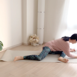 股関節ストレッチ