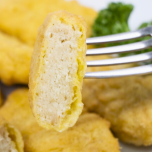 大豆ミートと豆腐、栄養価に違いはある？特長を活かした取り入れ方を管理栄養士が解説