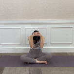 肩甲骨ストレッチ２