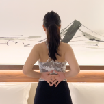 肘を寄せるトレーニング２