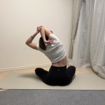 二の腕ストレッチ