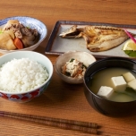 一汁三菜